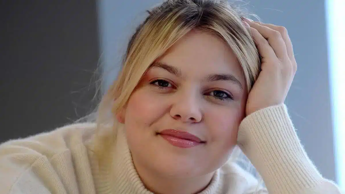 Louane.